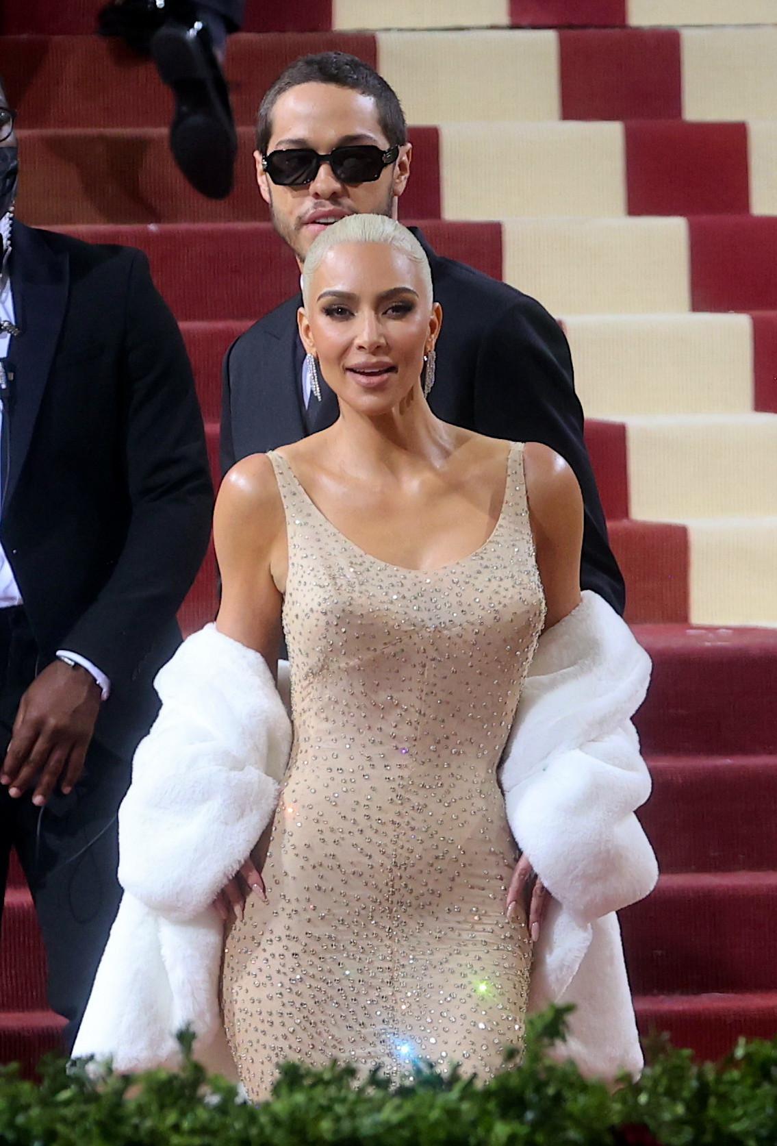 Ömrünün en kötü yılını geçirmiş… Onca para mutluluk getirmedi... ‘Yenildim’ diye diye ağladı, aşk onun için artık hayal oldu