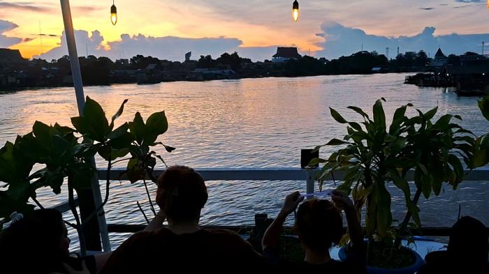 Susur Sungai Kahayan, Wisata Unik Palangka Raya yang Bisa Dikunjungi dari Pelabuhan Rambang