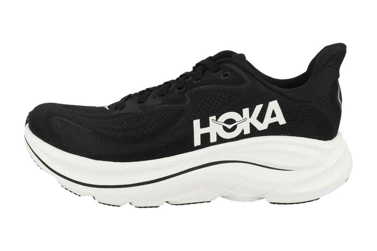 HOKA Women's Clifton 10 Sneaker