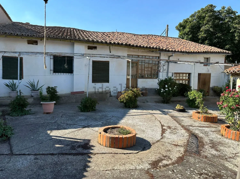 A la venta casas de pueblo desde 65.000 euros para entrar a vivir