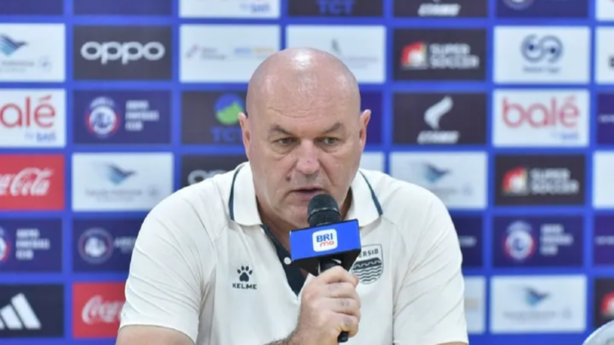 Bojan Hodak Minta I.League Sesuaikan Jadwal Bantu Persiapan Persib di ACL Two