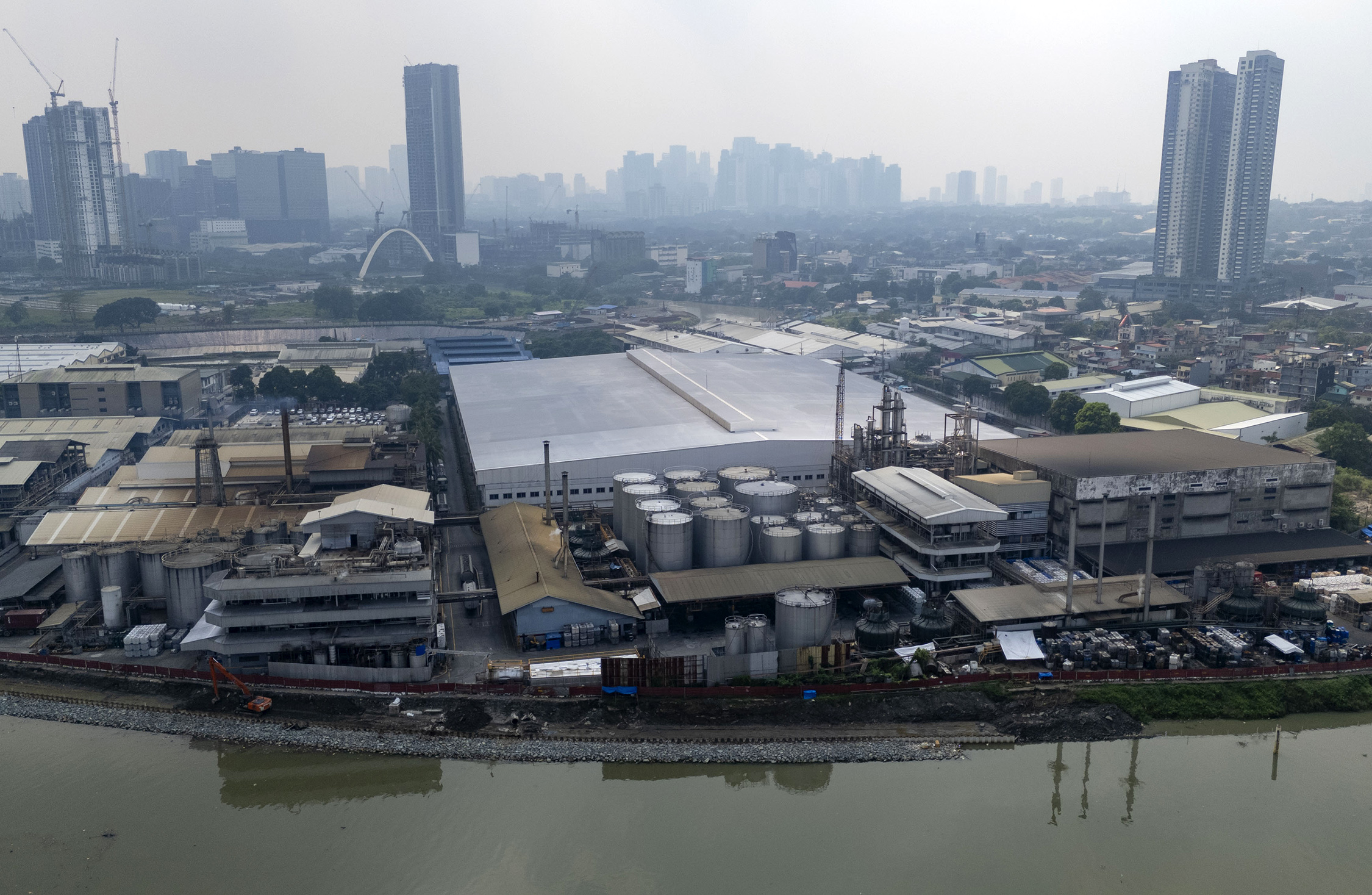 Philippine manufacturing rebounded in December 2025