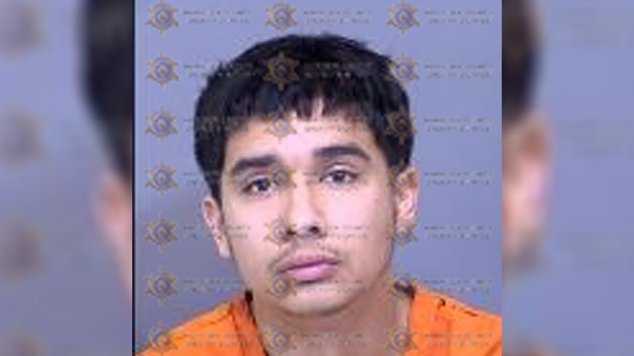 Phoenix man arrested for murder in New Year's stabbing