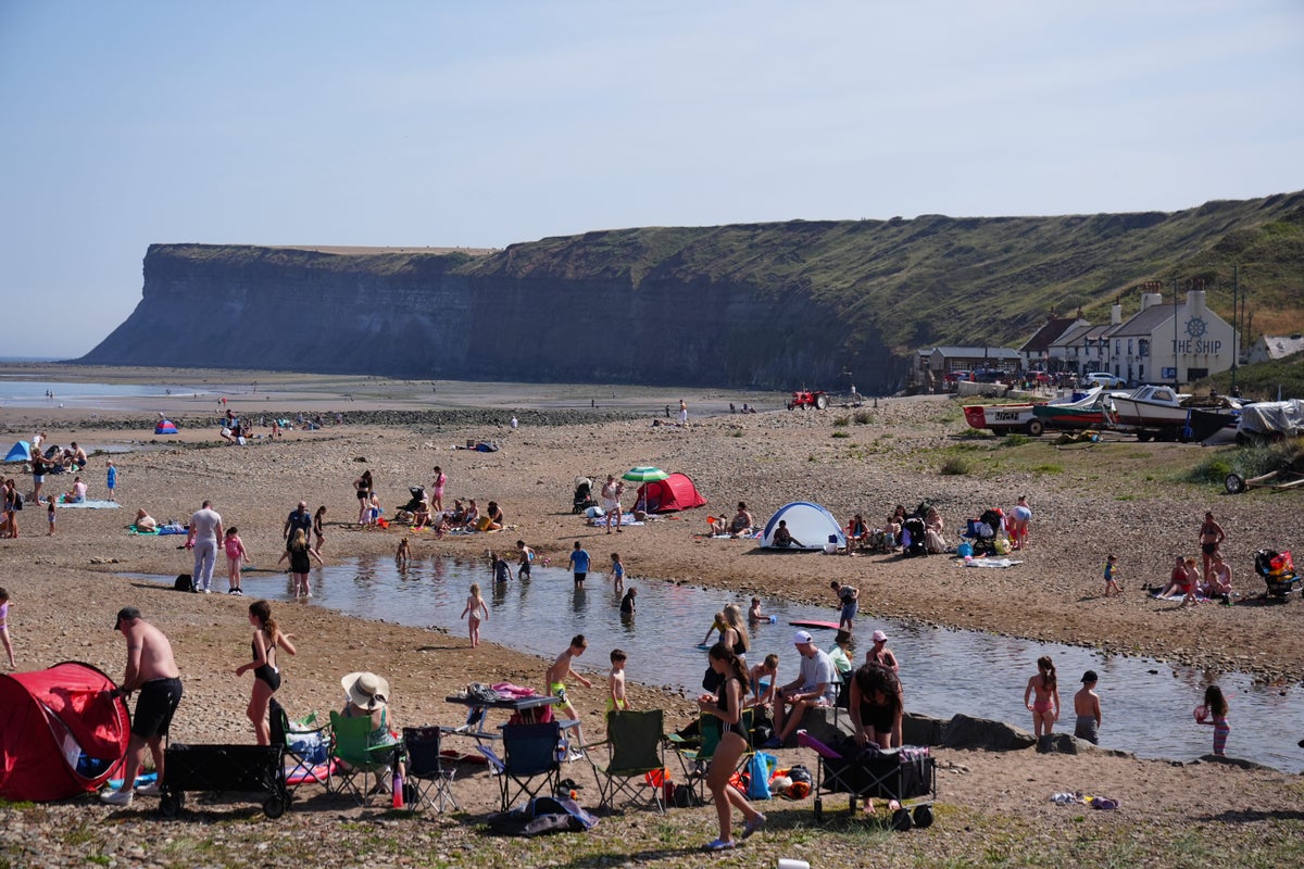 Key skincare tips during heatwave as warning issued over sun safety