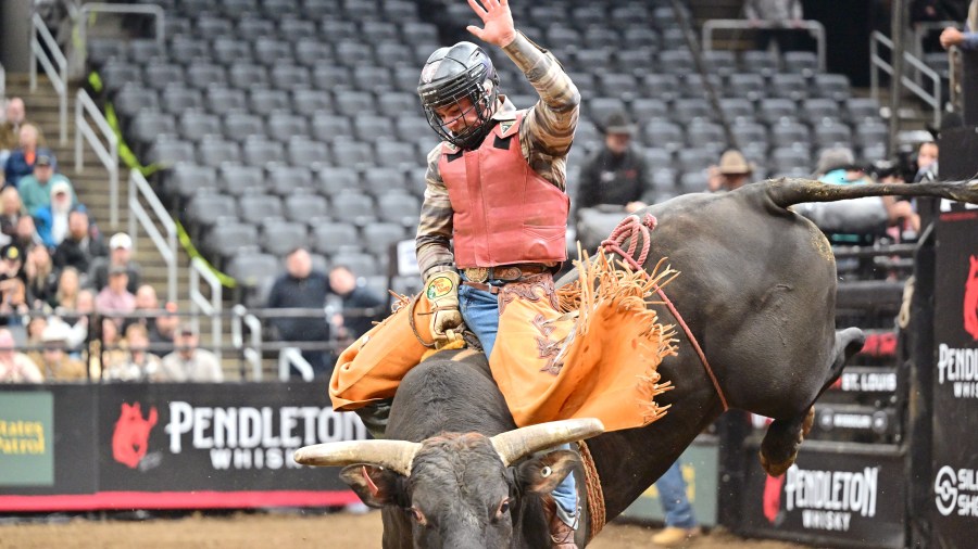 pendleton-whisky-velocity-tour-hannibal-burress-among-portland-weekend