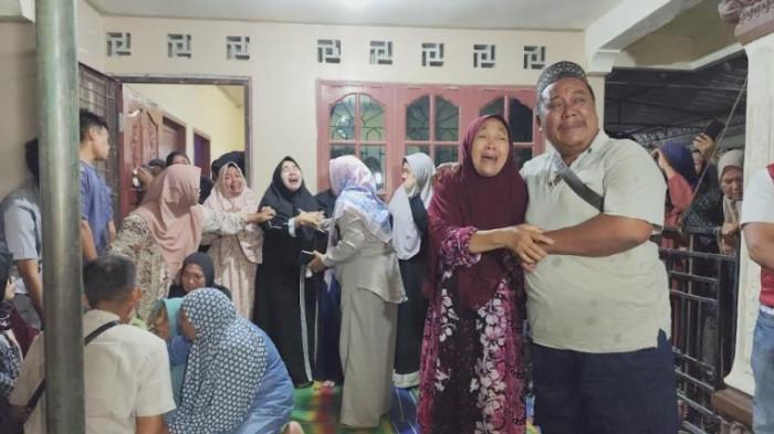 Tangis Histeris Sambut Jenazah Pratu Farkhan, Keluarga Minta Ini ke Panglima TNI