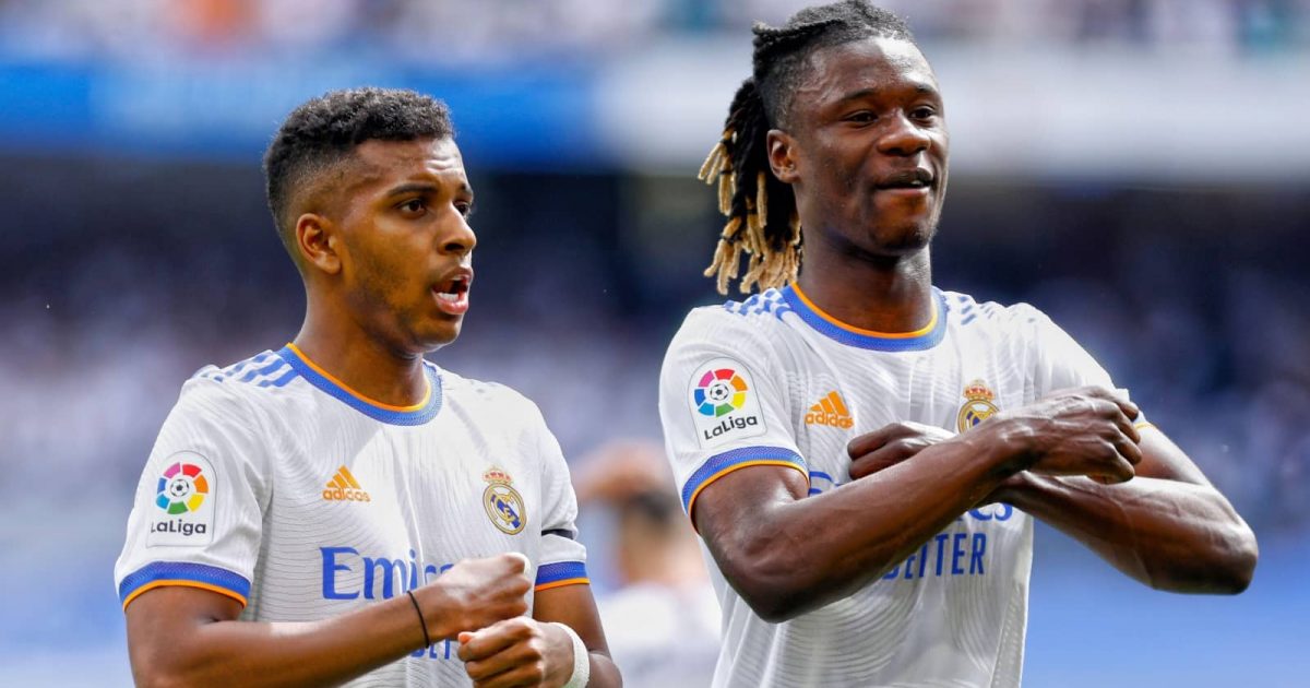 El objetivo de 100 millones de euros del Liverpool acelera la salida del Real Madrid mientras Mo Salah es vinculado con un traspaso sorprendente