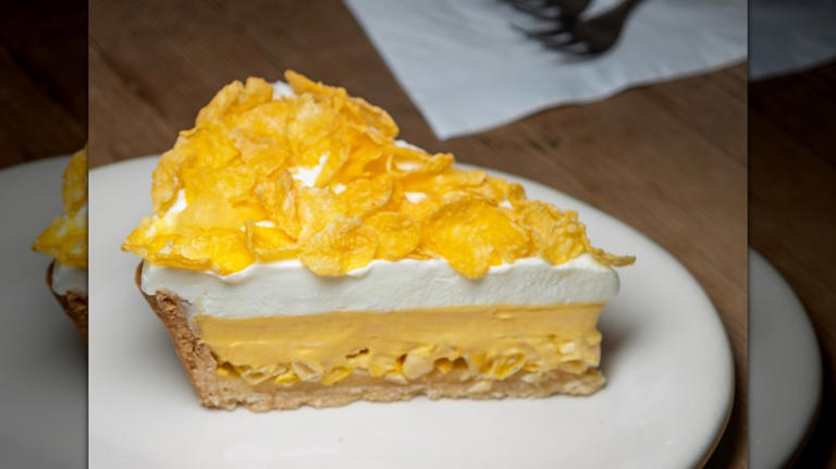 This classic cereal is the star of an old-school crunchy pie crust