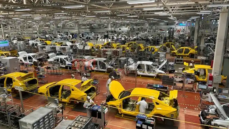 Puluhan Produsen Mobil Listrik Tiongkok Akan Bangkrut pada 2026