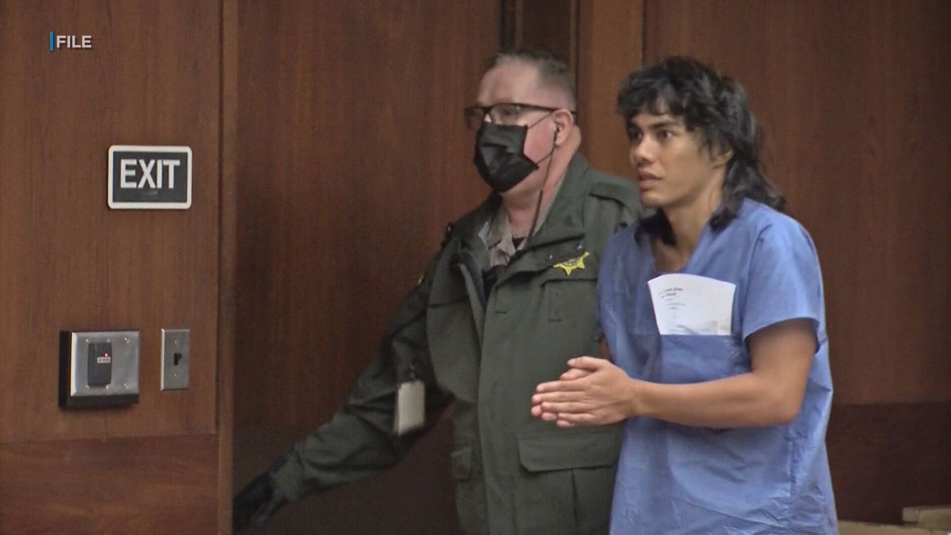 Son accused of killing mother asks to represent himself in court