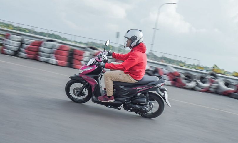 Ini perbandingan Honda BeAT tahun 2020 dengan yang sebelumnya, bisa ...