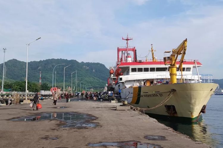 Libur Nataru, Penumpang Kapal ke Lombok Naik, Bali Justru Turun