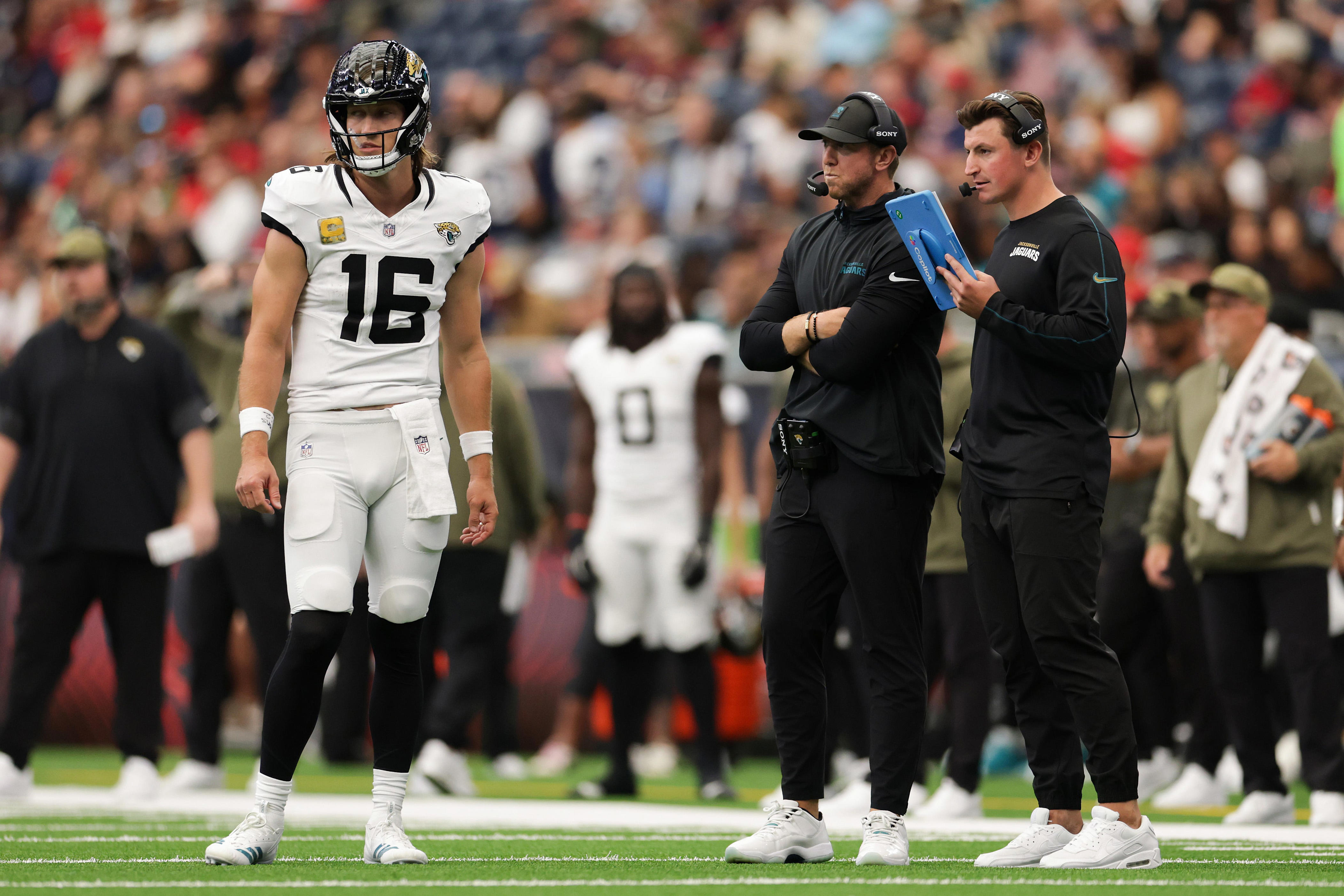 Will Jaguars expand Travis Hunter’s role? Liam Coen explains plan