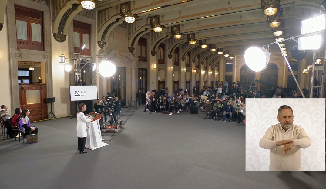 Moment earthquake interrupts Mexico president’s speech caught on camera<br><br>