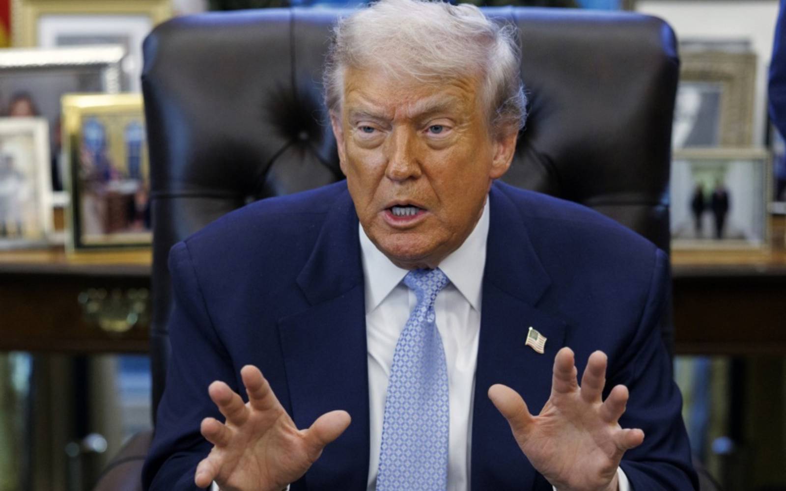 Trump signs emergency order to protect US-held revenue from Venezuela oil