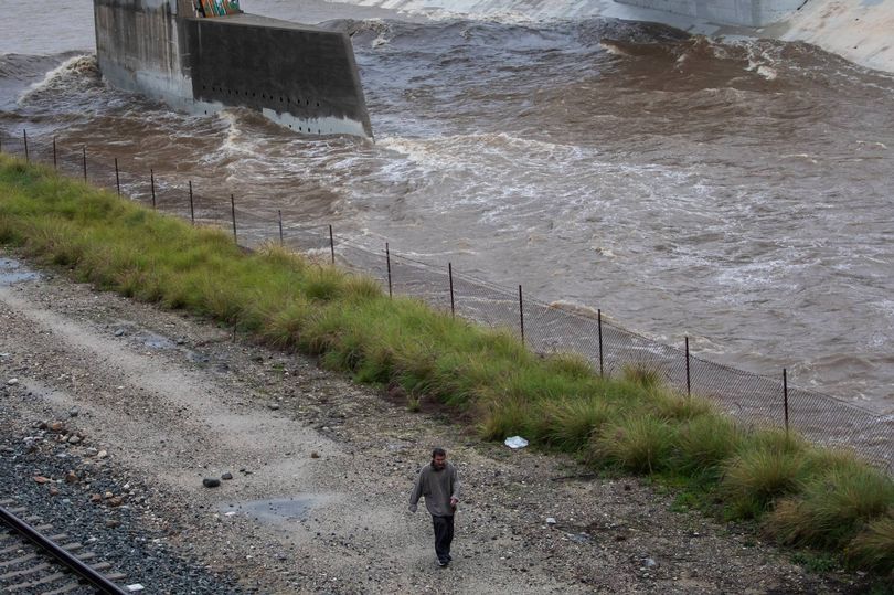California storm: Flash flooding warning issued as heavy rain forecast in hours<br><br>