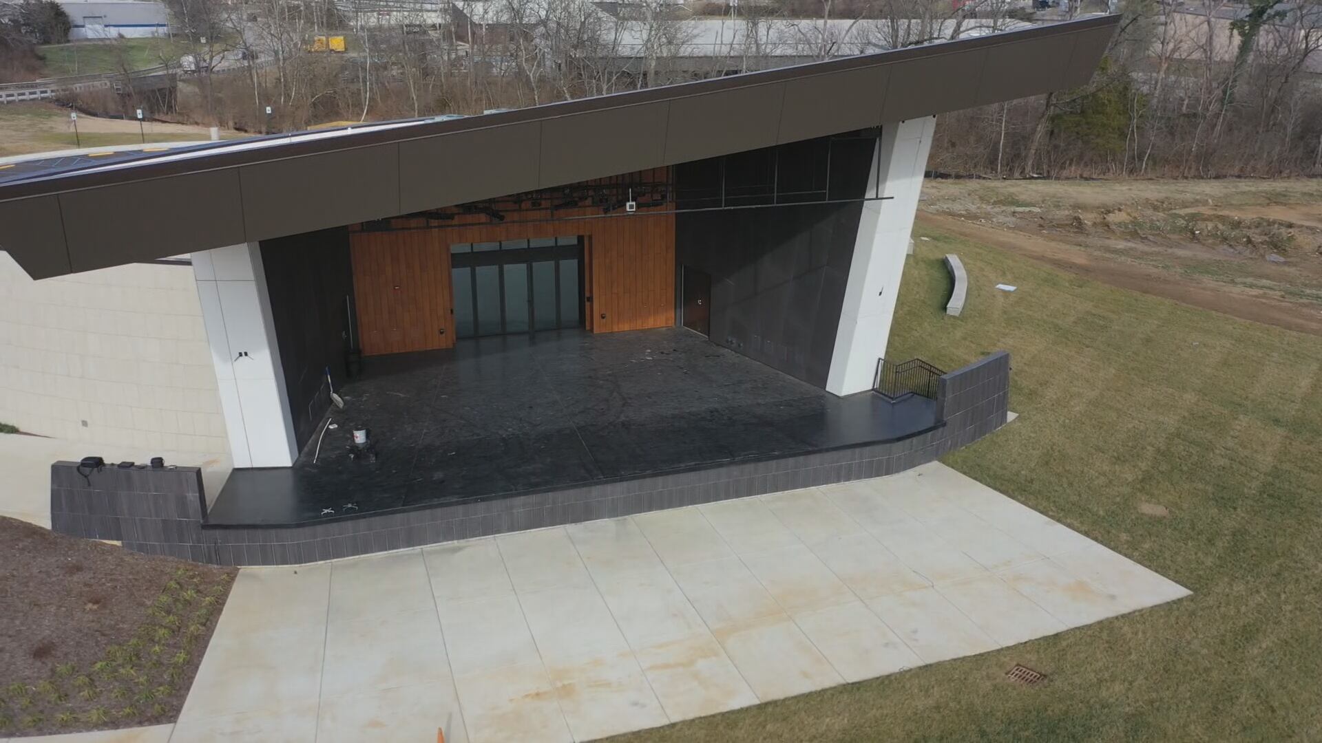 Jeffersontown officials grant a first look at the city’s new amphitheater