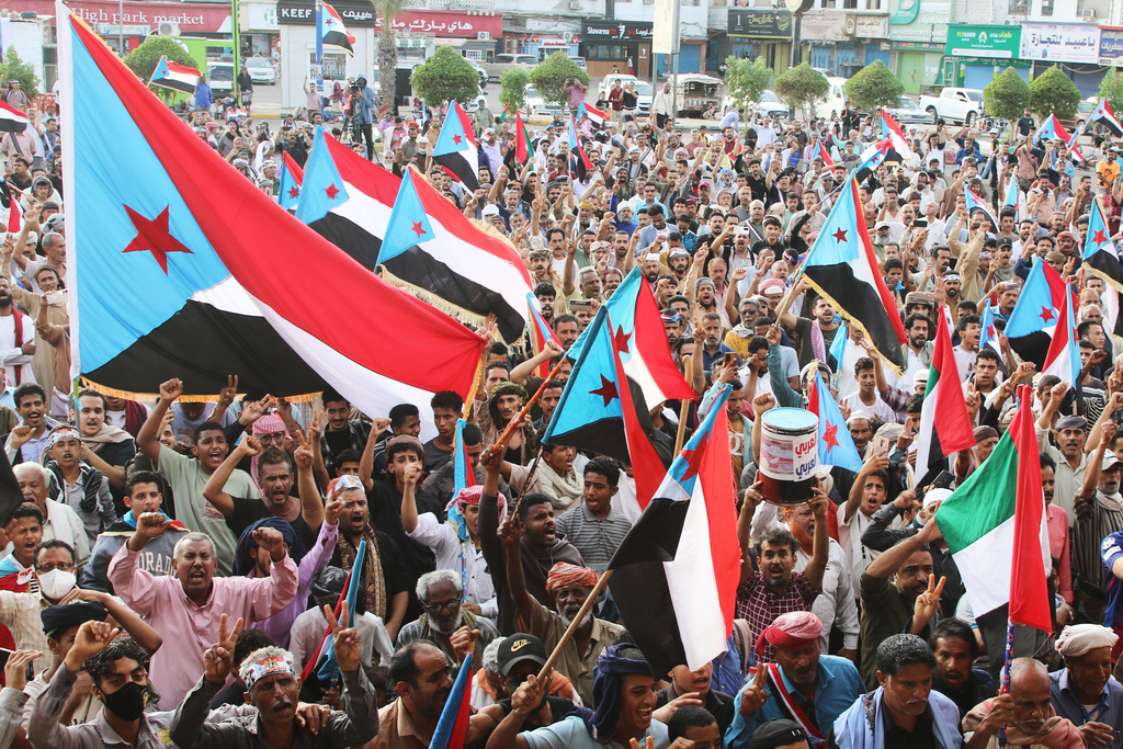 Los separatistas de Yemen anuncian una constitución para un sur independiente