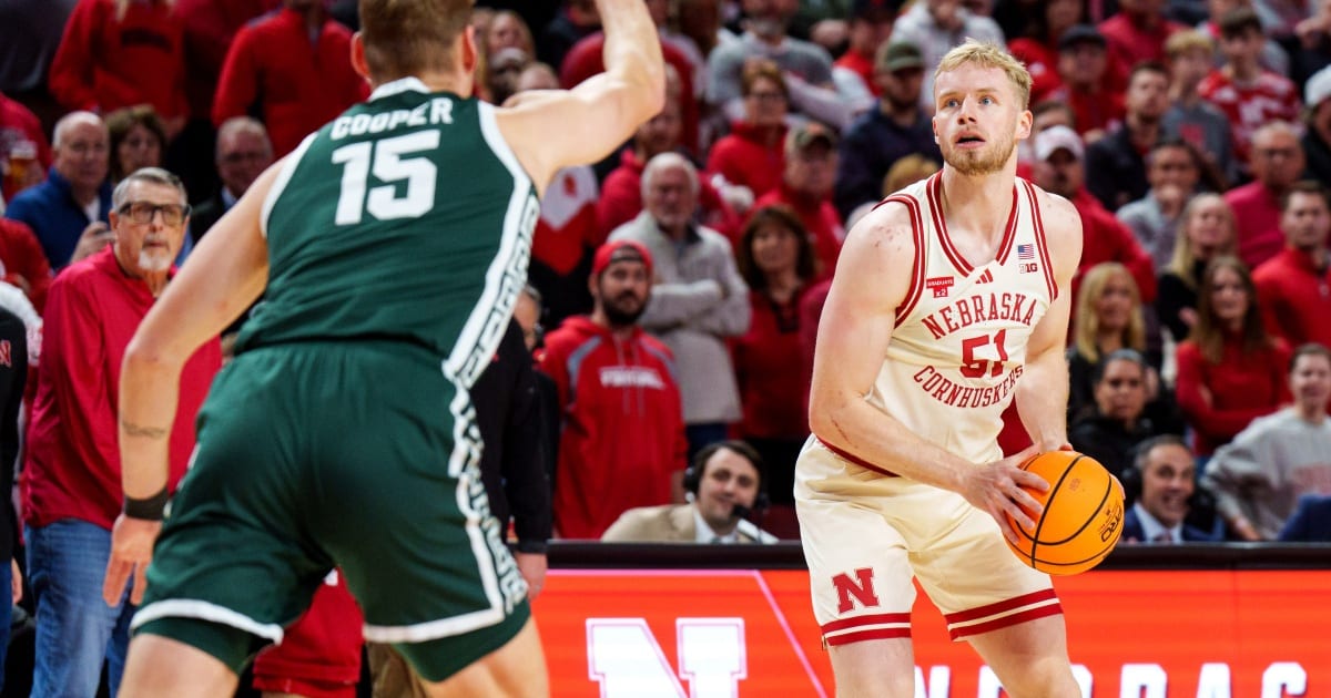 Nebraska weathers chaos to win biggest game of Hoiberg era 58-56