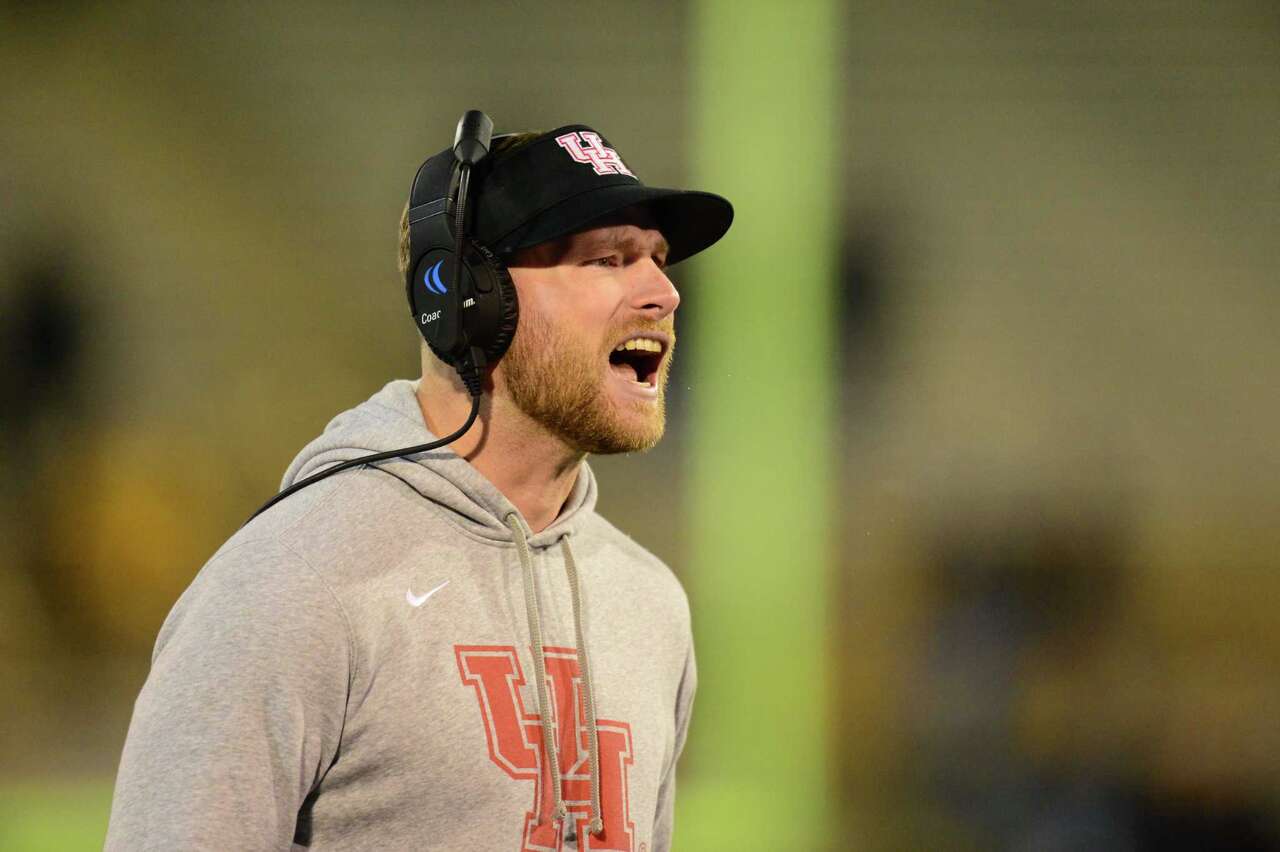 Texas football notes: Blake Gideon returning to coach; Cam Coleman visiting<br>