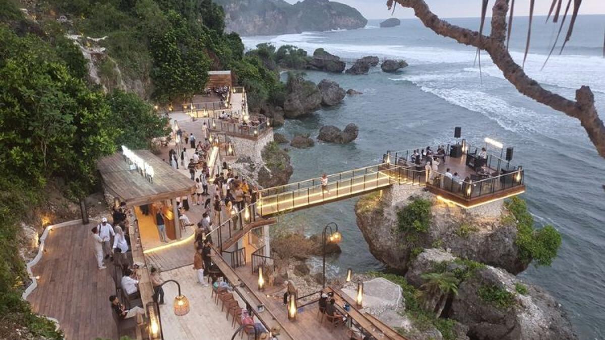 Daftar Menu Viral On The Rock Jogja, Lengkap Harga Tiket