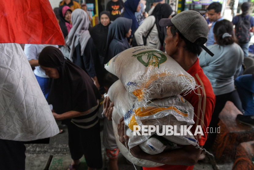 Stok Beras Awal 2026 Tembus 12,5 Juta Ton, Indonesia Swasembada