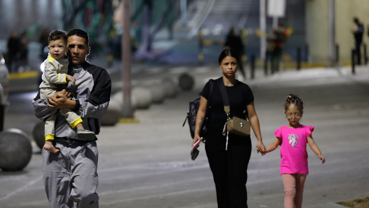 베네수엘라 사태와 한국 정치 반응, 그리고 피겨 올림픽 출전 소식