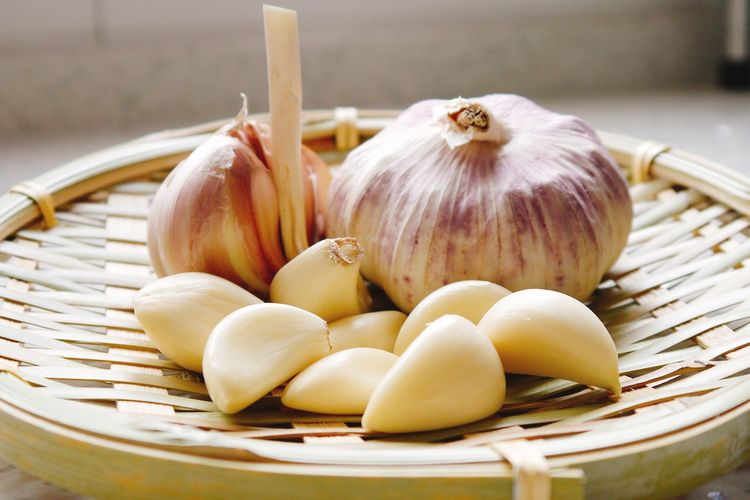 6 sayuran yang lebih baik dimakan mentah, menurut ahli gizi