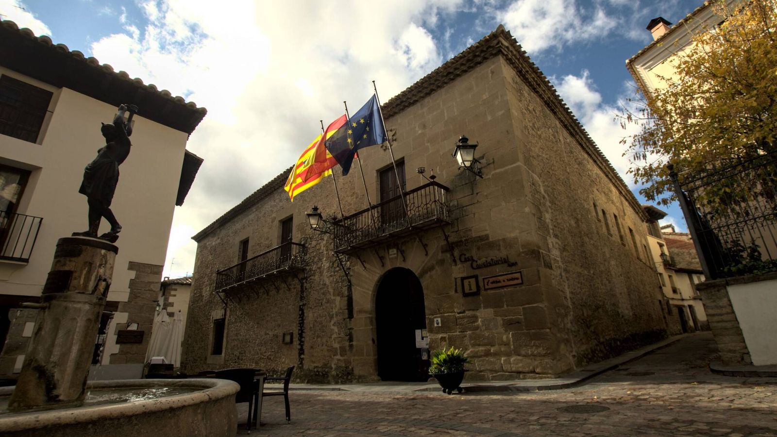 El pueblo aragonés que parece de cuento y es perfecto para una escapada ...