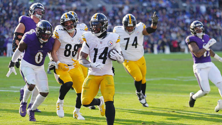 Steelers MVP would love to come back in 2026