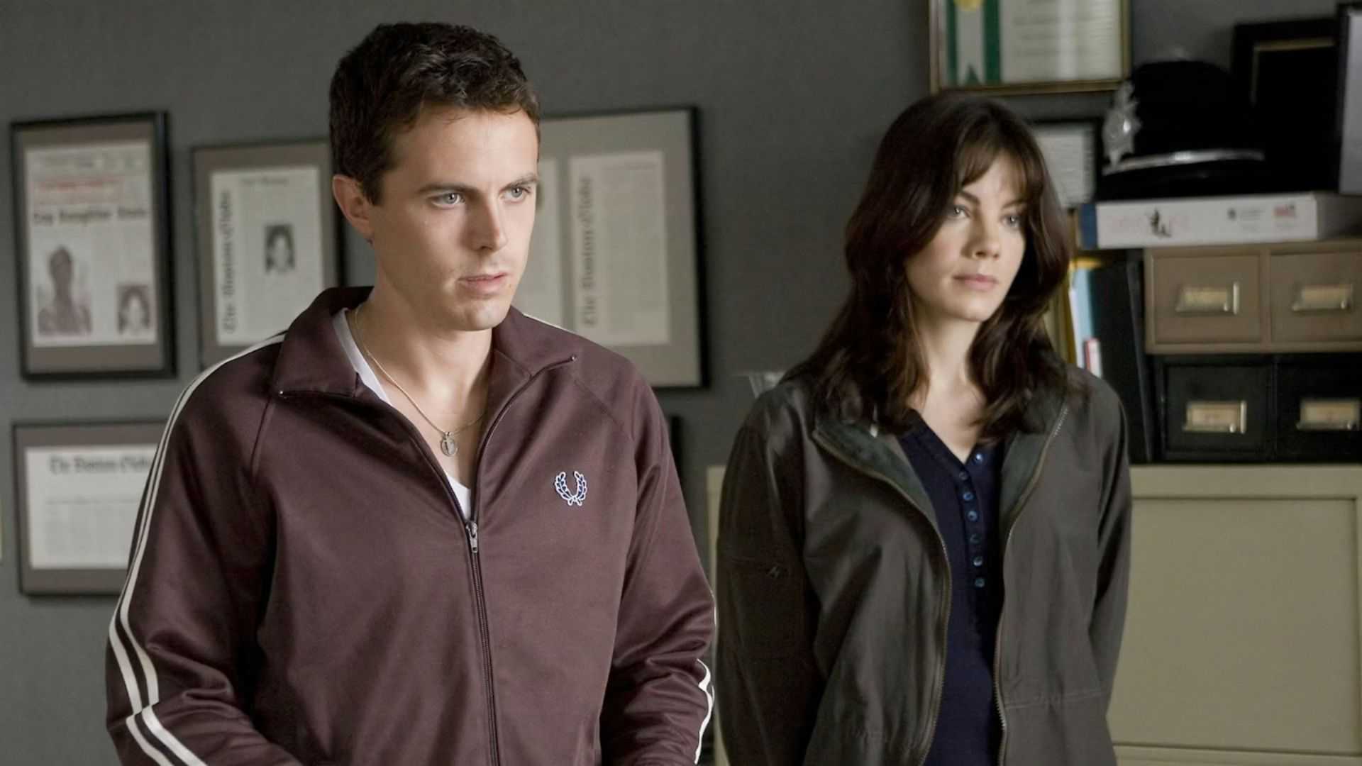 Casey Affleck as Patrick Kenzie and Michelle Monaghan as Angie Gennaro in Gone Baby Gone