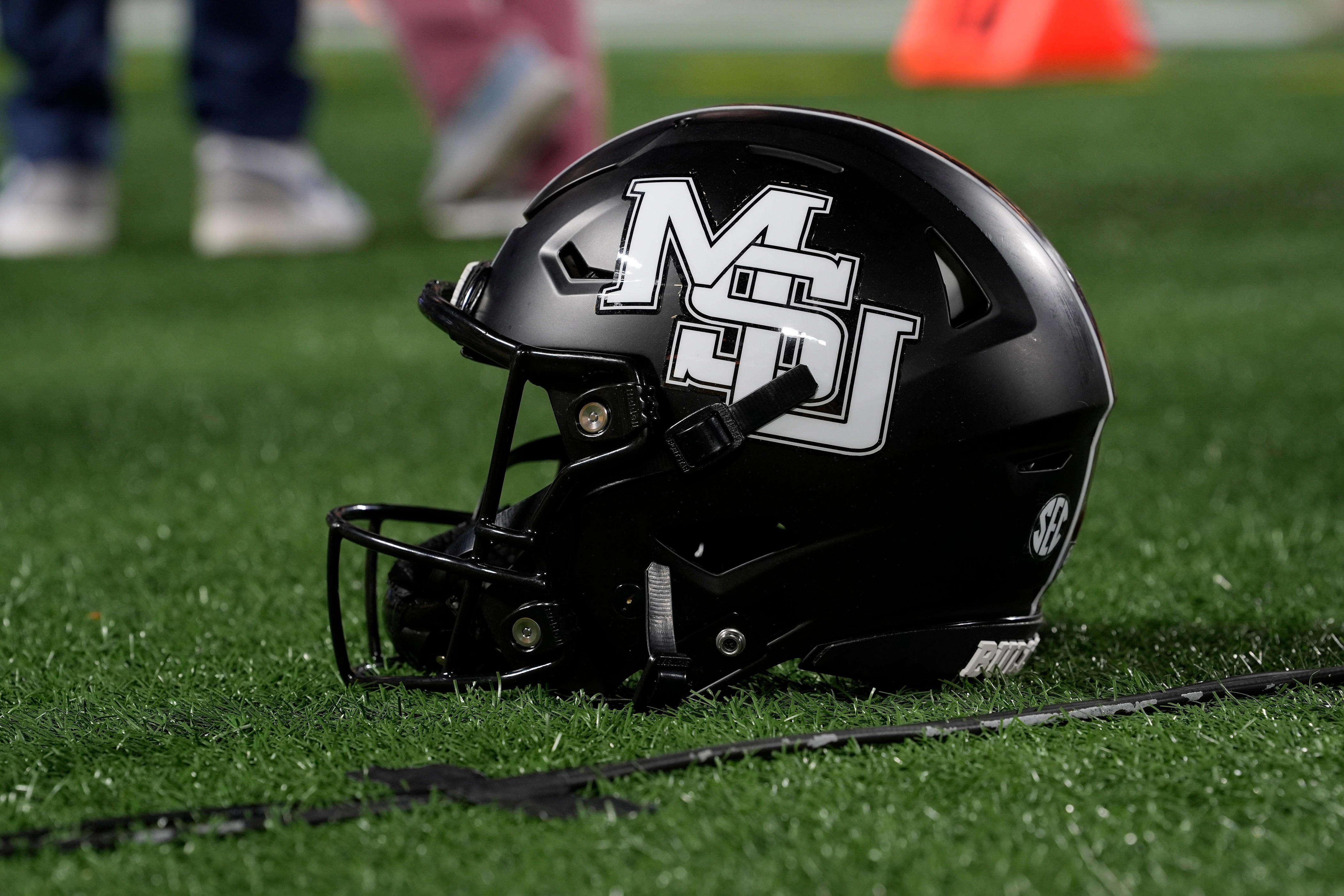 Mississippi State's 'Iron Man,' donor Billy Howard dies at 99