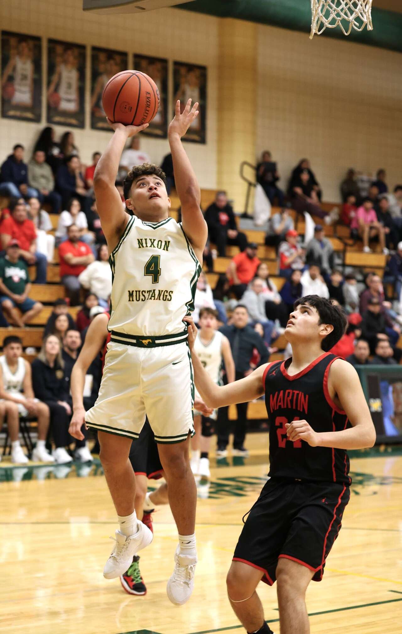 Photos: Relive Nixon's win over Martin in Laredo's oldest rivalry