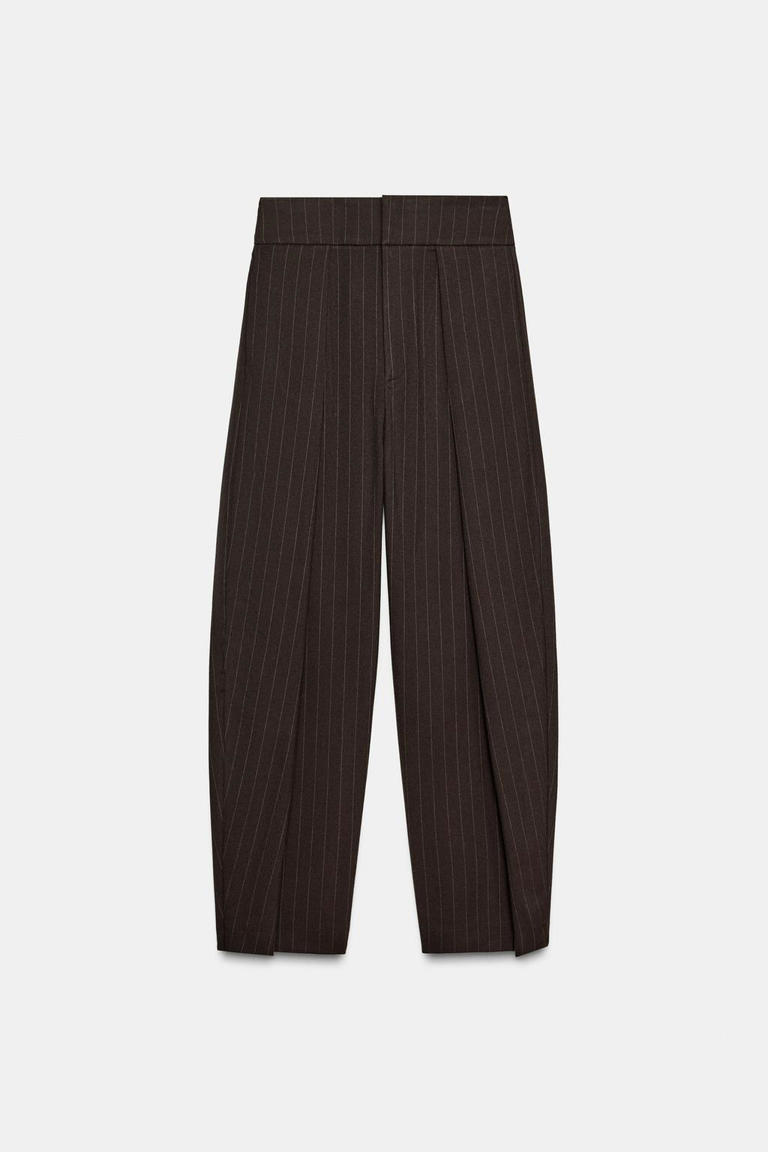 Triunfan en Zara estos pantalones cargo con el estampado tendencia de ...