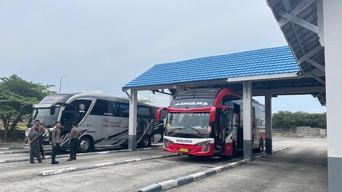Terminal A Mamboro Alami Lonjakan Penumpang Nataru, Capai 6.900 Orang