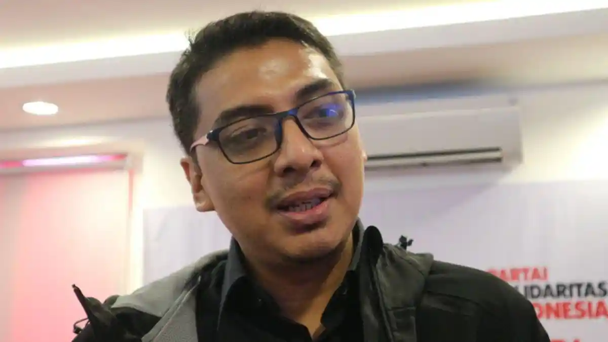 Guru Besar UGM Diteror Ancaman Penangkapan, Diminta Bawa KTP