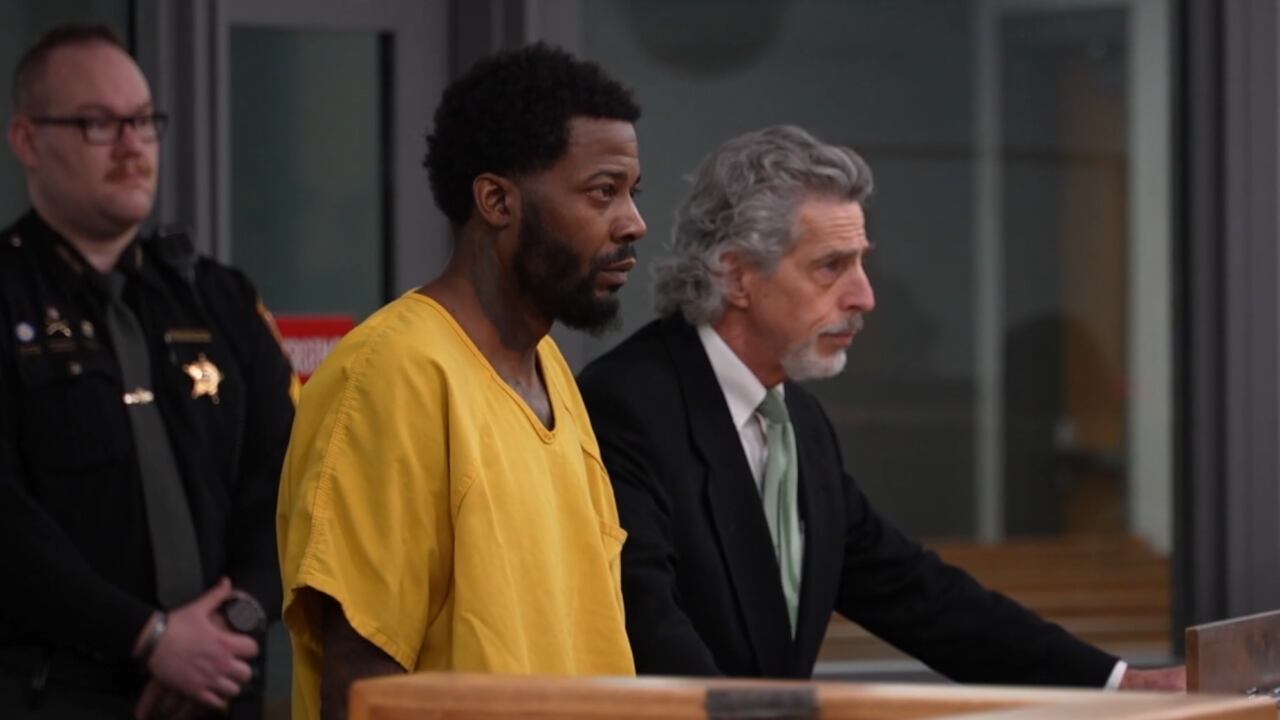 Man accused of hitting woman with hammer on New Year’s pleads not guilty