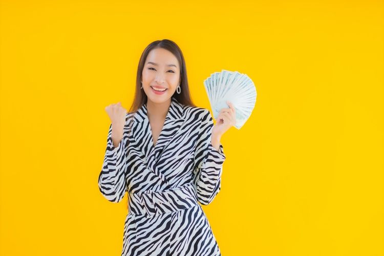 6 shio yang menarik semua rezeki ke tangan dan kesuksesan finansial pada 4 Januari 2026