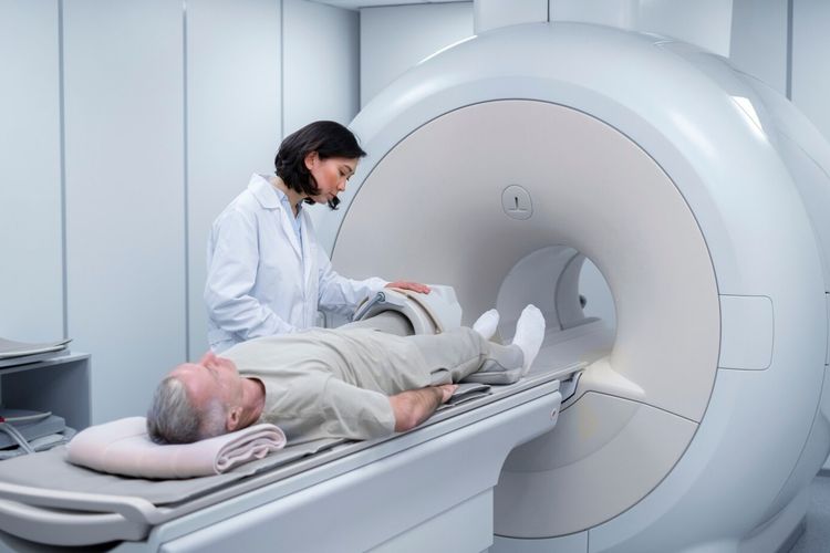 Mengenal radioterapi, metode pengobatan kanker serviks yang efektif menurut dokter onkologi