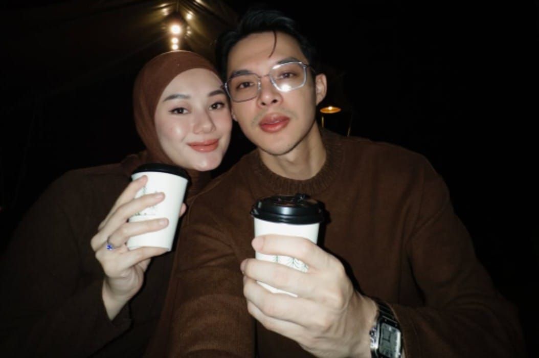 Profil Rey Mbayang, suami Dinda Hauw yang mendadak cukur rambut jadi ...