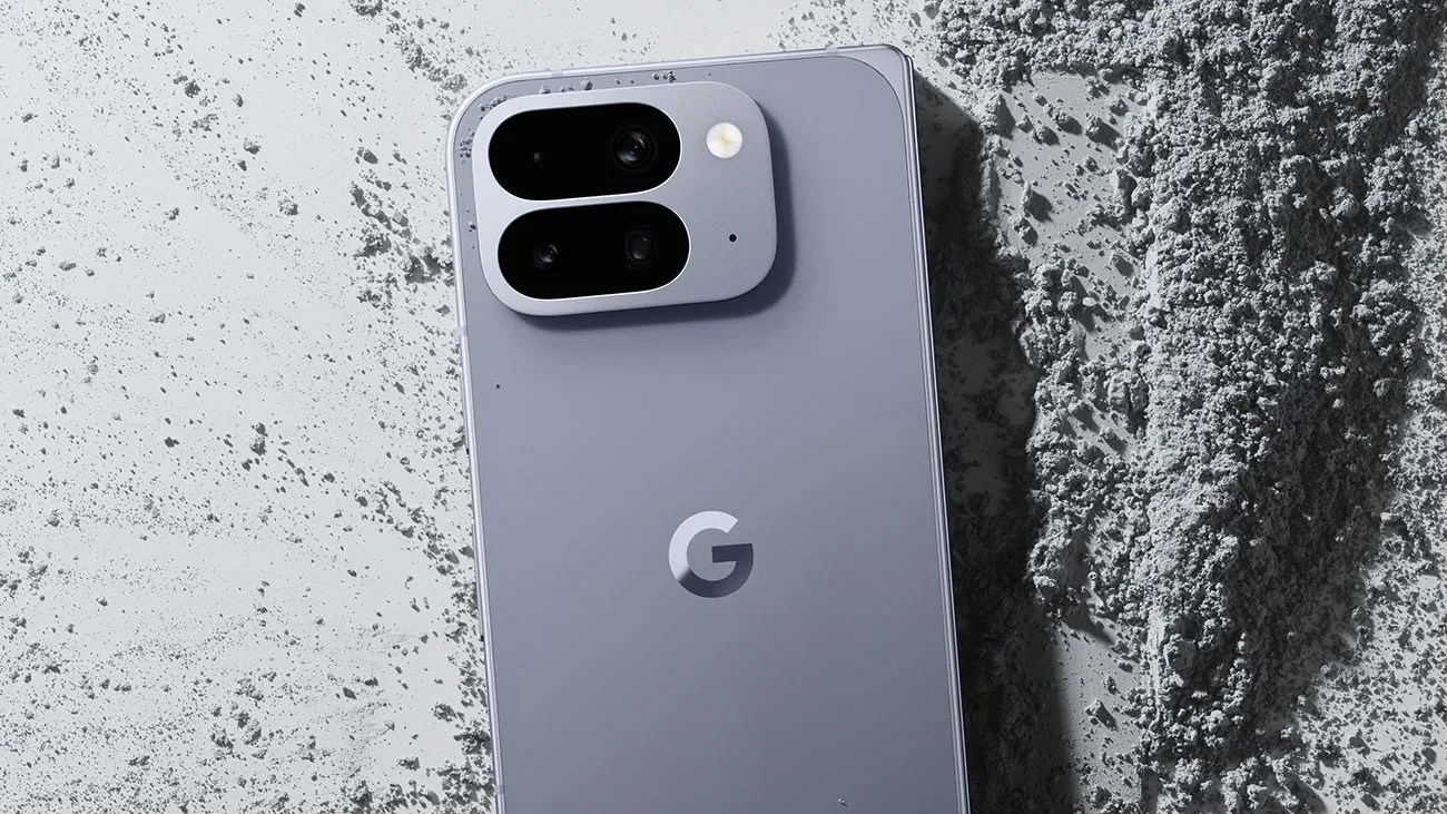 This flagship ushers in a new era of foldable smartphones