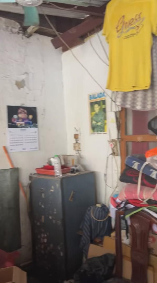 7 potret kondisi rumah Boneng yang ambruk, sudah lebih dari 100 tahun