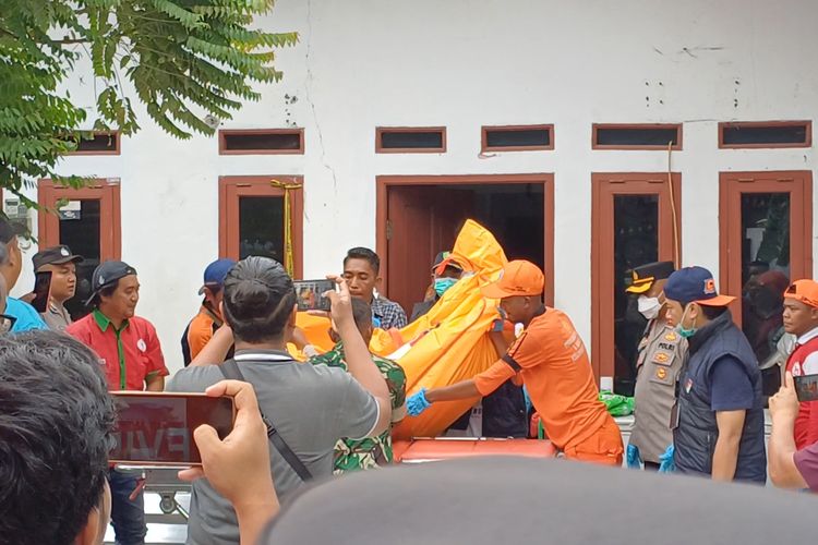 Teriakan anak jadi awal terungkapnya kematian satu keluarga di Warakas