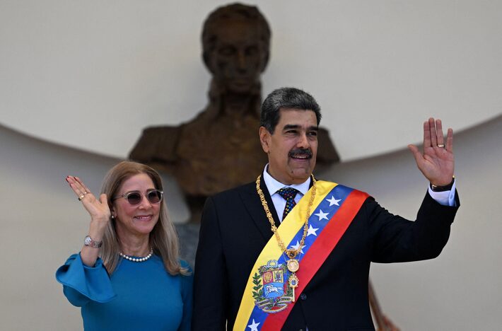 Quem é Cilia Flores, primeira-dama da Venezuela capturada com Maduro pelo governo Trump