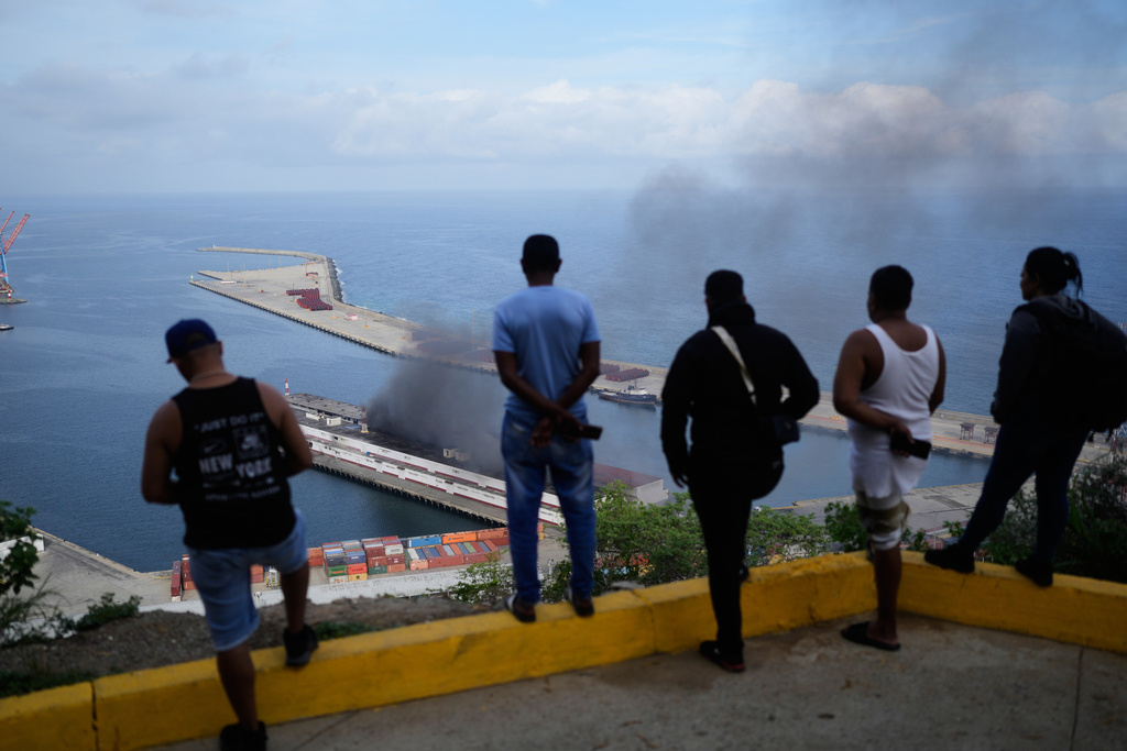 US plans to 'run' Venezuela and tap its oil reserves, Trump says, after ...