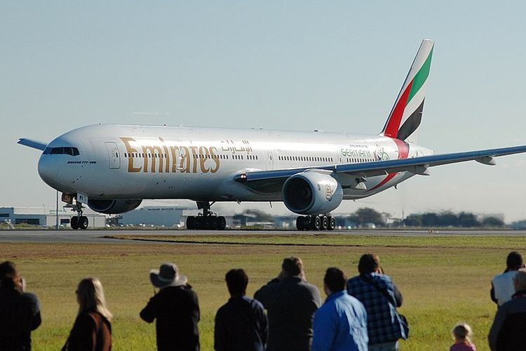 Konflik Arab Saudi-UEA: Bandara Tutup, Penumpang Terlantar, Penerbangan Medis Tertunda