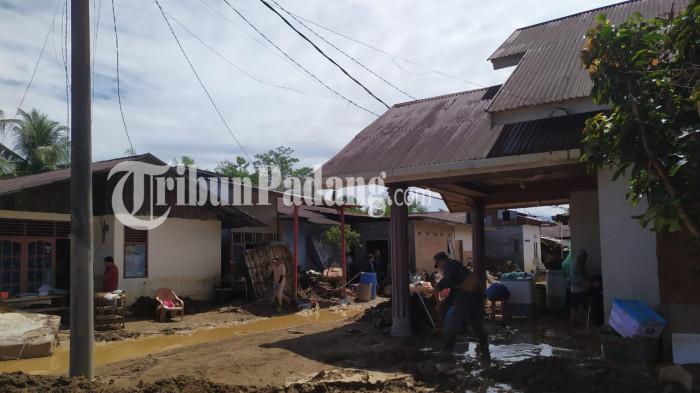 Tiga Berita Terpopuler: Banjir Berulang di Gurun Laweh, Lumpur Penuhi Rumah Warga, Truk Jatuh ke Jur