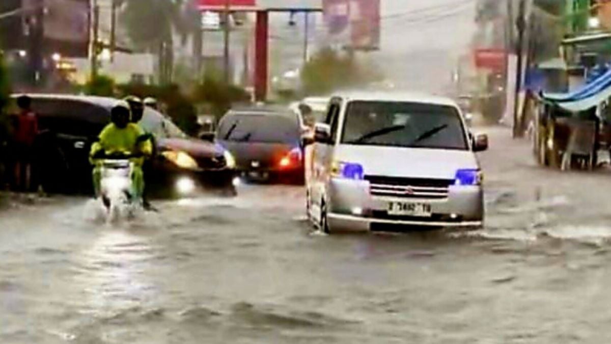 Banjir Kota Tasikmalaya: Kekalahan Kebijakan Saat Negara Menghilang
