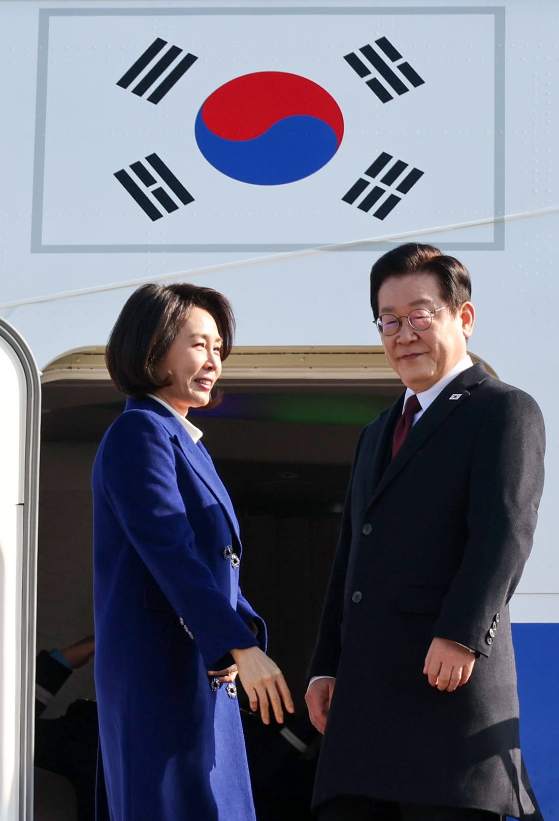Breaking: President Lee Jae-myung begins state visit to China ahead of ...