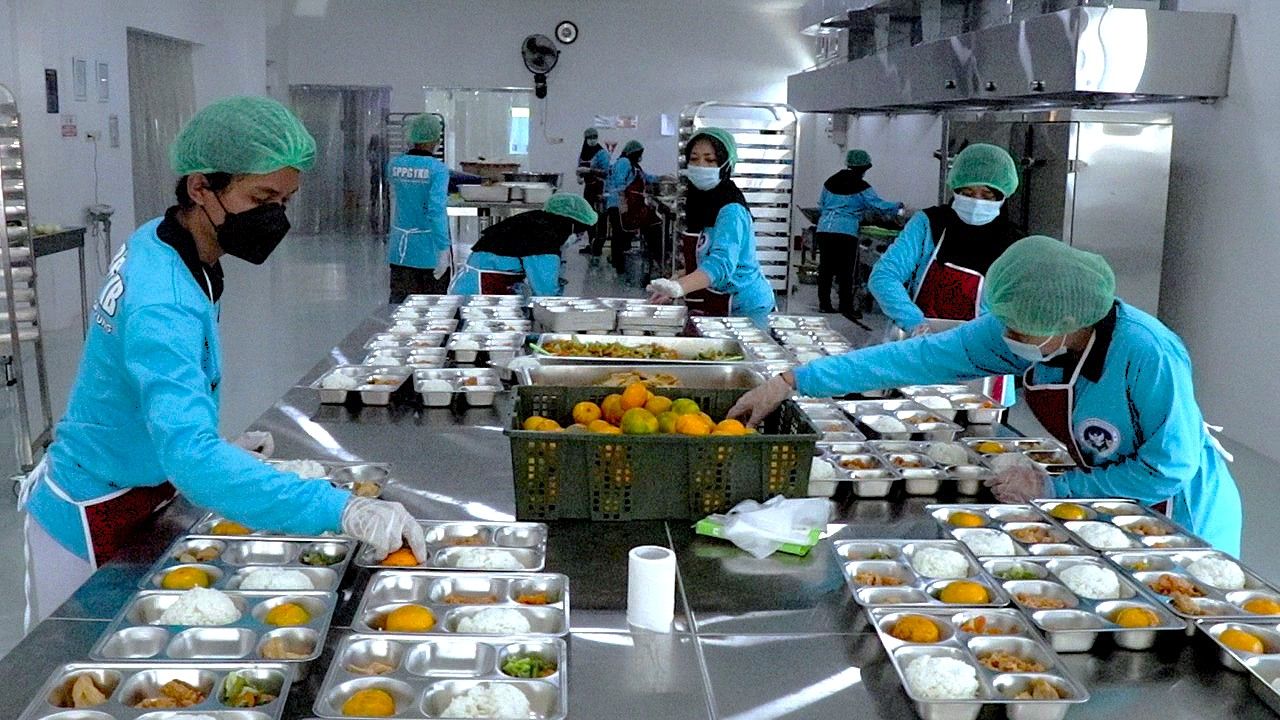 Berapa Shift Kerja di MBG? Ini Pola Jam Kerja Dapur SPPG yang Wajib Diketahui Pelamar